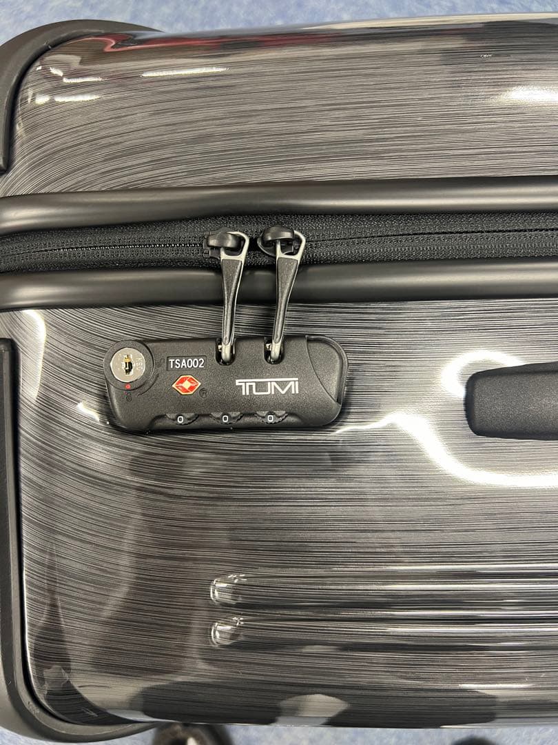 新品未使用　TUMI グレー キャリーケース70L