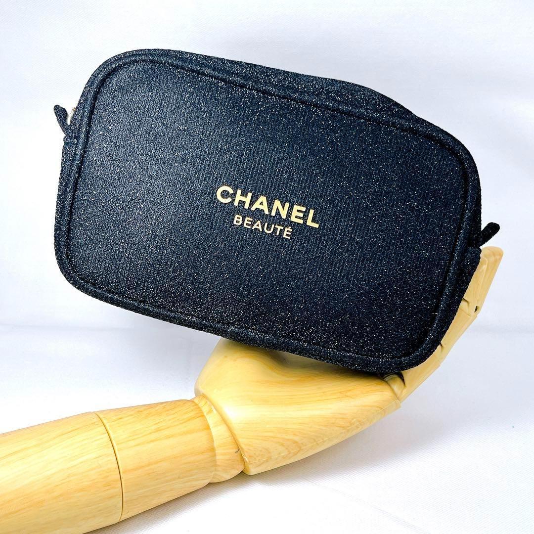 美品 CHANEL ポーチ ノベルティ 黒 シャネル グリッター仕上げ