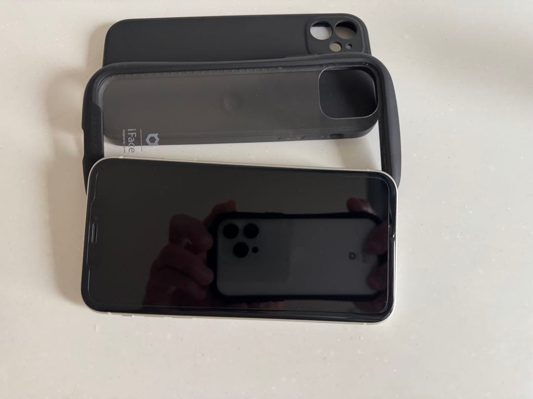 iPhone 11 128GB ホワイト