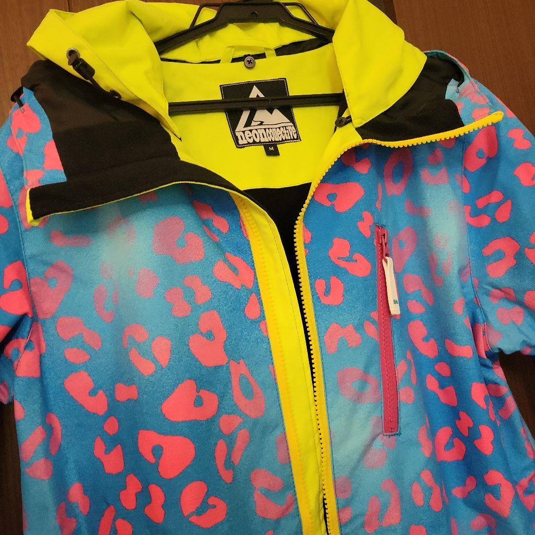 【新品未使用】スノボウエア レディースM ネオンカラー