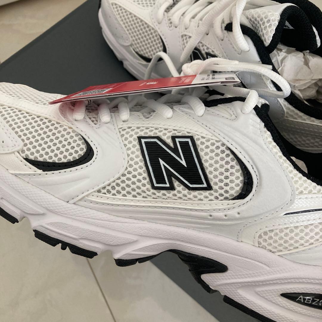 ニューバランス　MR530EWB 23.5cm 新品