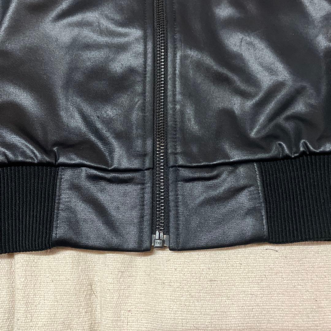 h33)美品アディダストラックジャケット　レザー調　クライマライトL〜LLサイズ