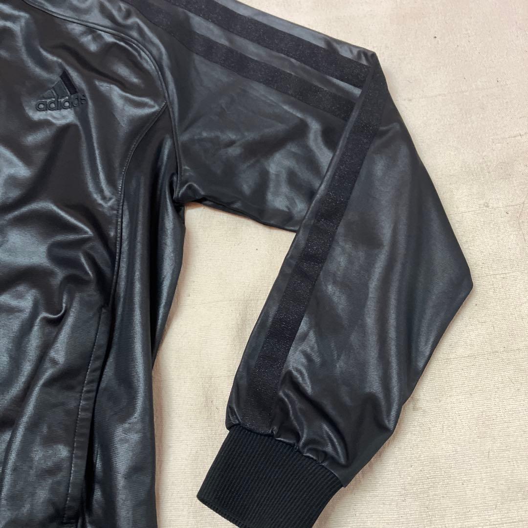 h33)美品アディダストラックジャケット　レザー調　クライマライトL〜LLサイズ