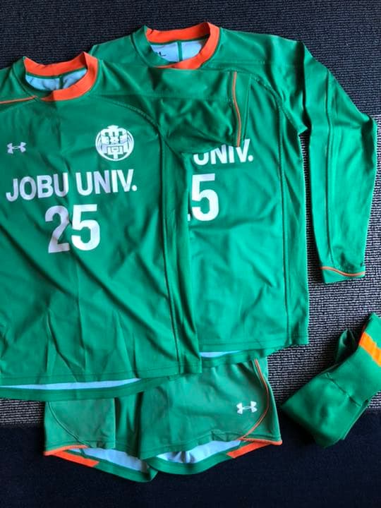 ユニフォーム　サッカー　大学