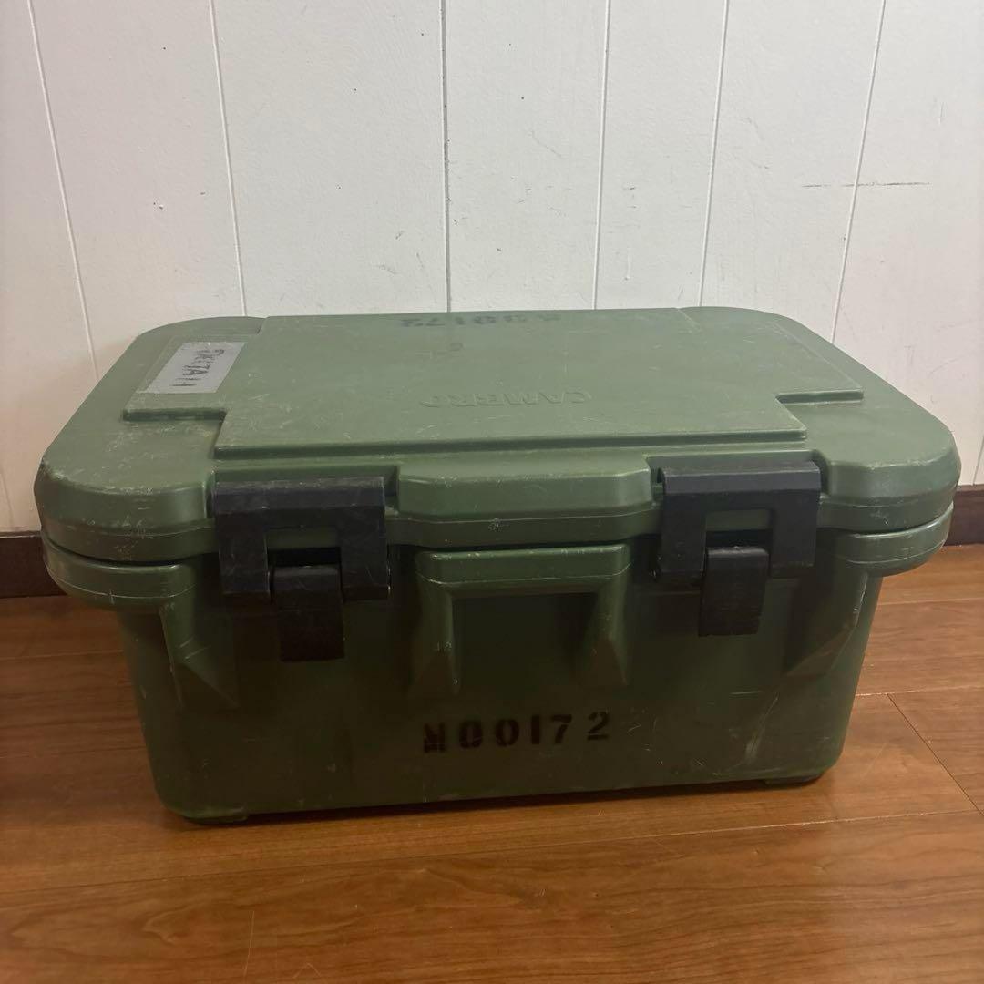米軍　実物　CAMBRO フードコンテナ　送料無料