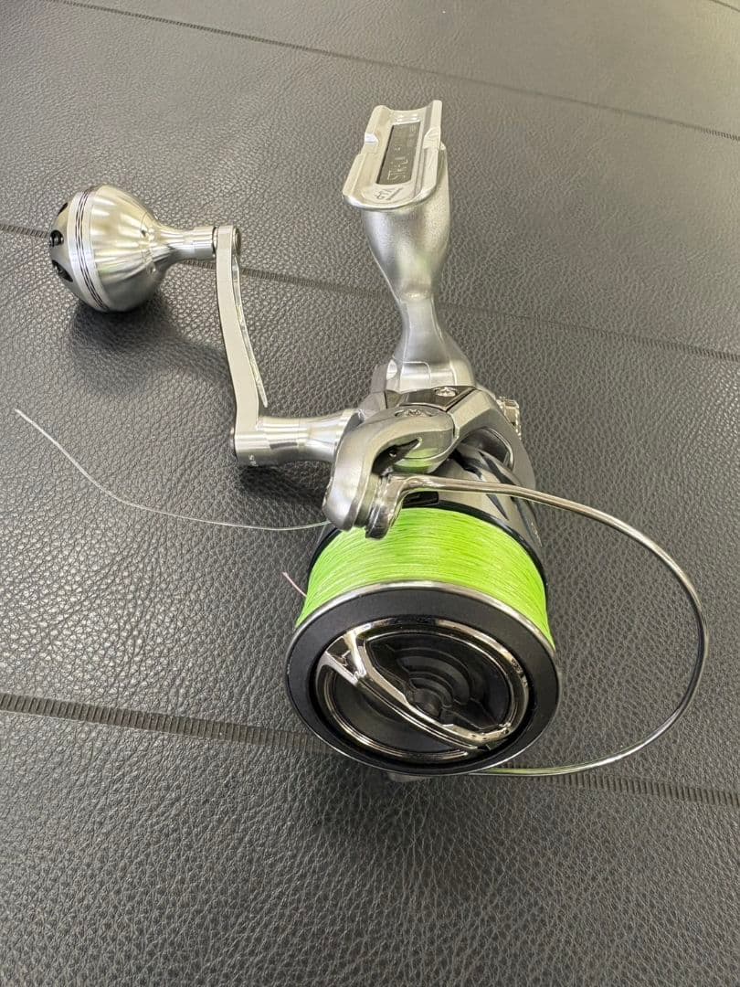 23ストラディック4000mhg ゴメクサスパワーハンドル付き