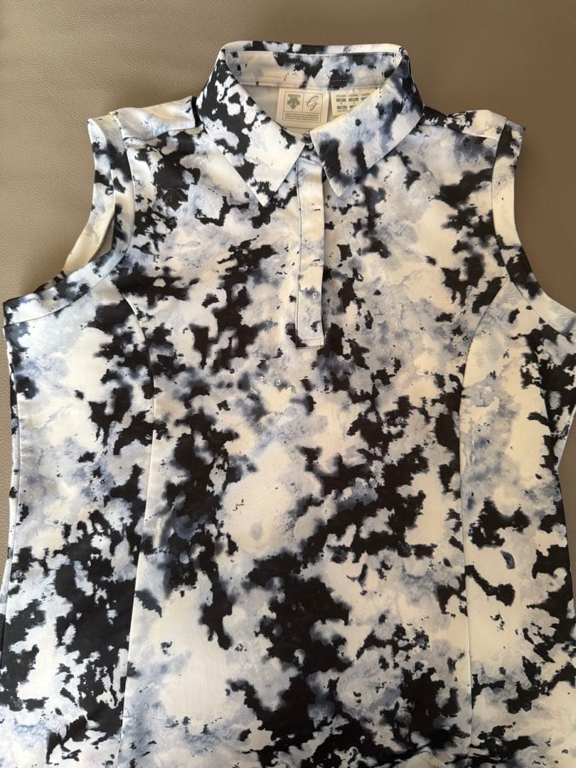 デサントゴルフ　トップスパンツセット