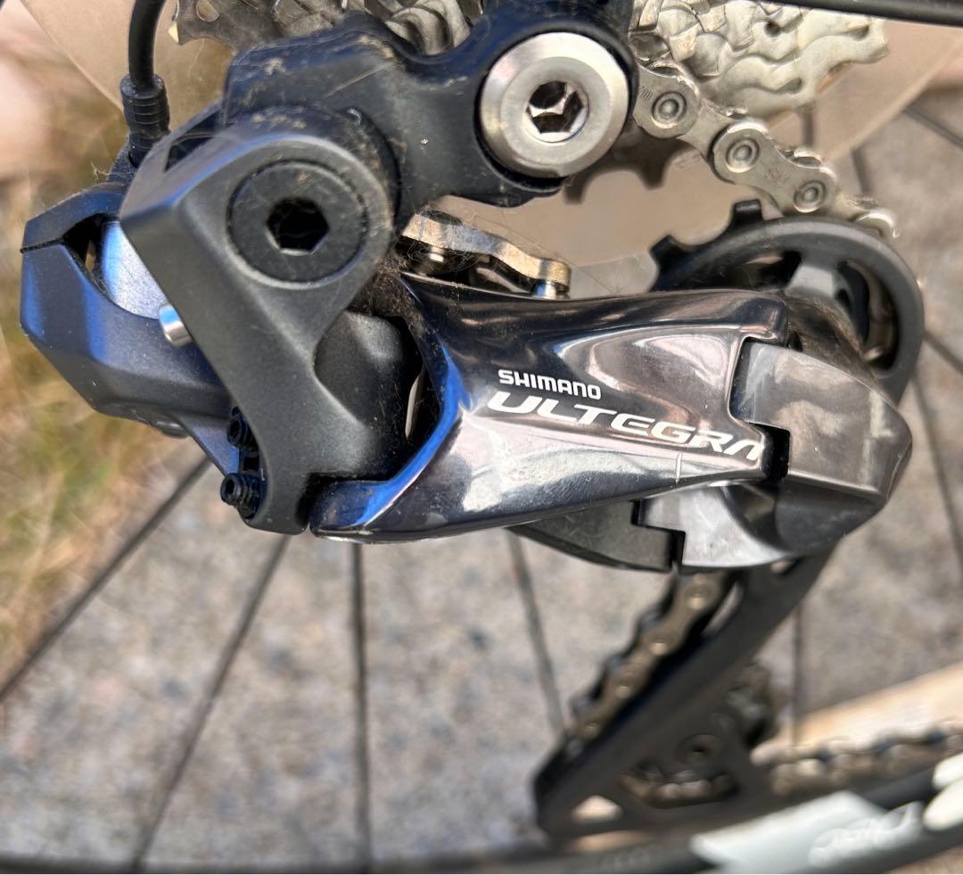 SHIMANO ULTEGRA Di2 RD-R8050-GS 11速