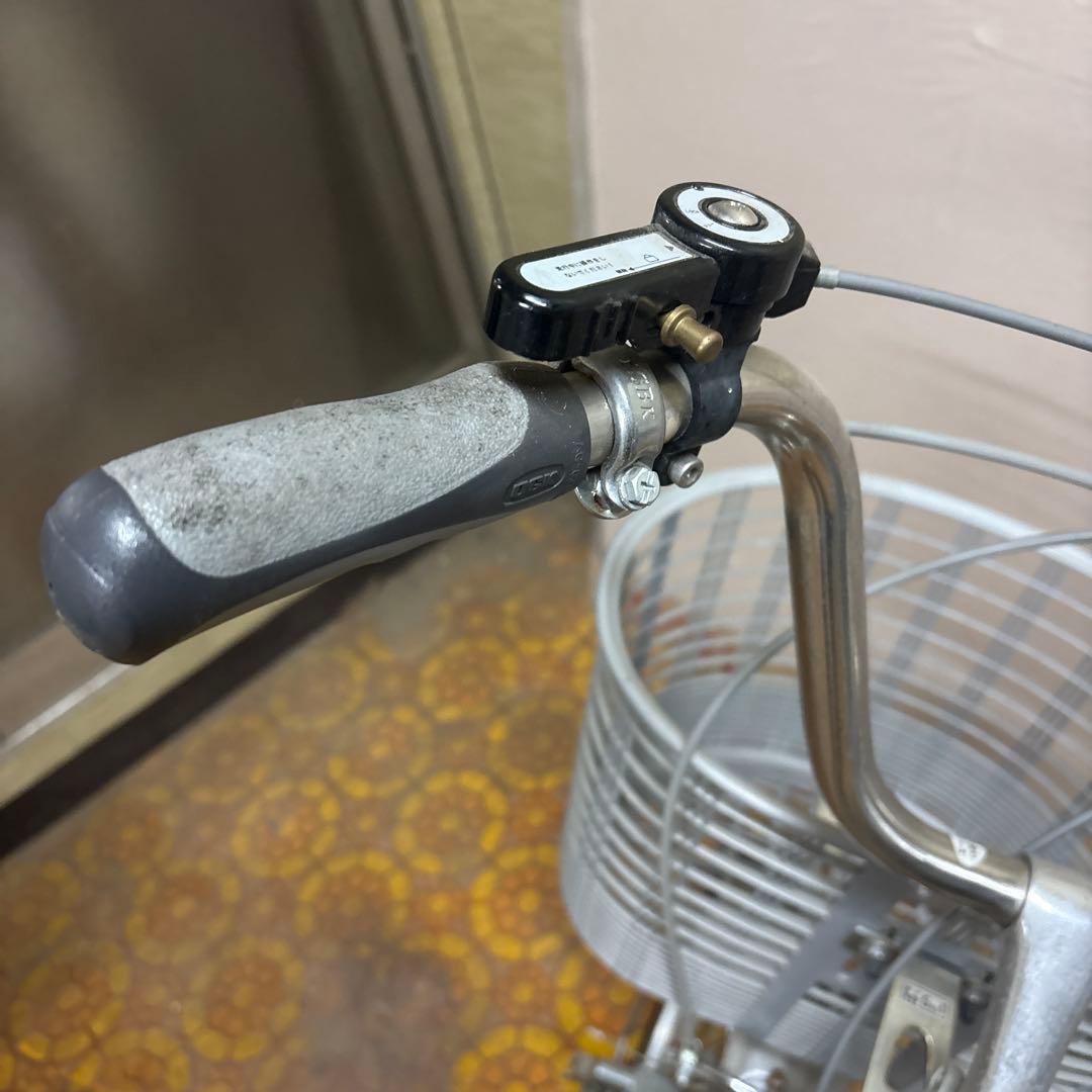 シルバー三輪車 前面バスケット付き 愛知県引き取り限定-安心の正規品は