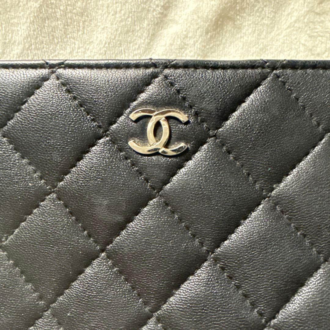 CHANEL マトラッセブラック　ポーチ