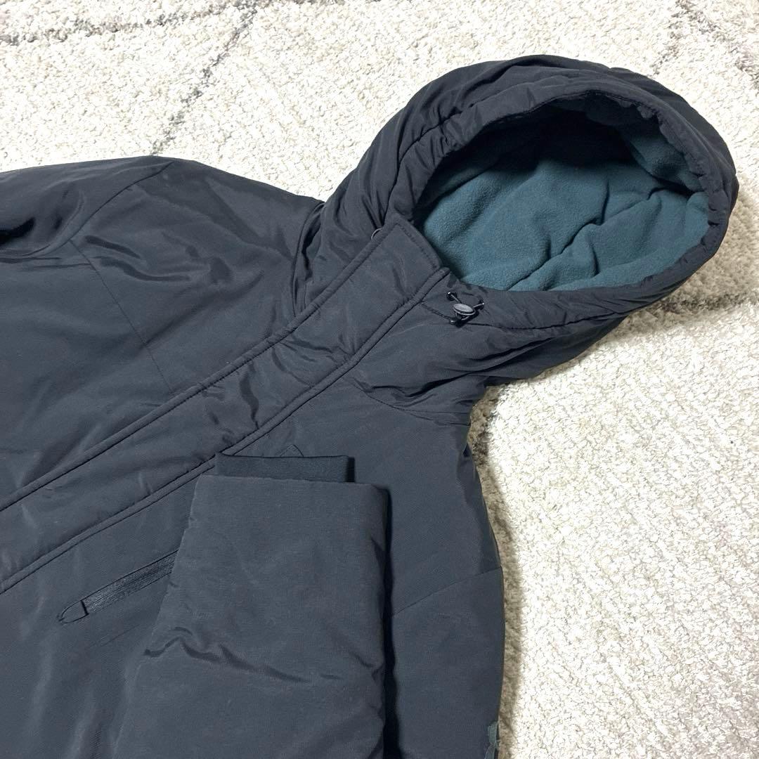 アンダーアーマー　ベンチコート　M