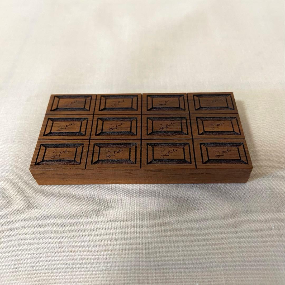 Q-pot.チョコレートバー型 木製ケース - メルカリ