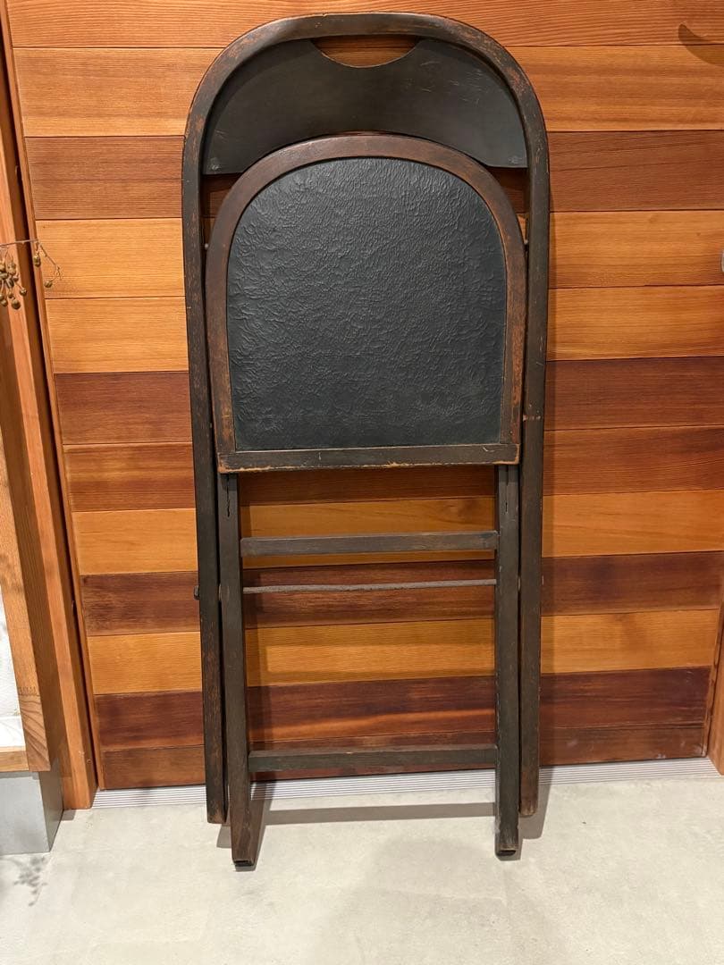 古道具 黒の木製折りたたみ椅子 秋田木工 フォールディングチェア