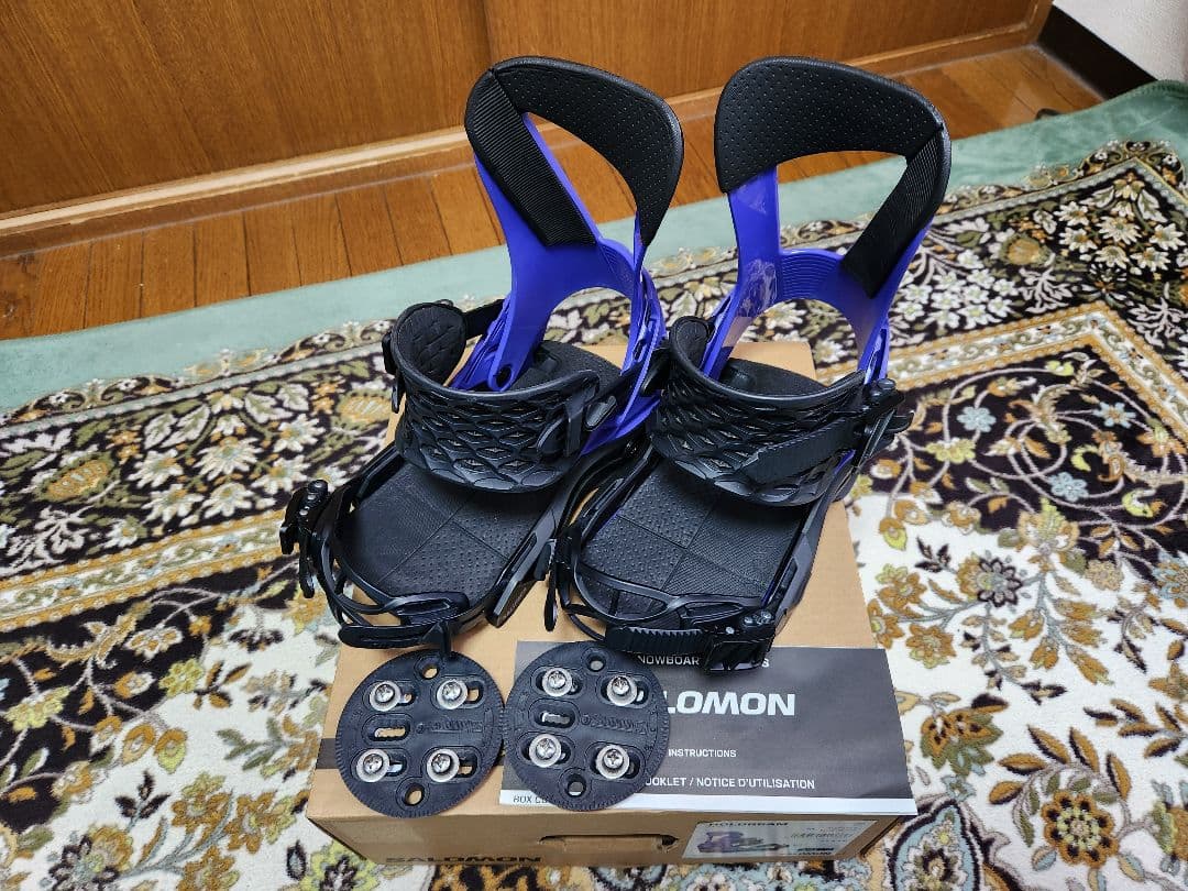 Salomon Hologram Mサイズ 紫/黒