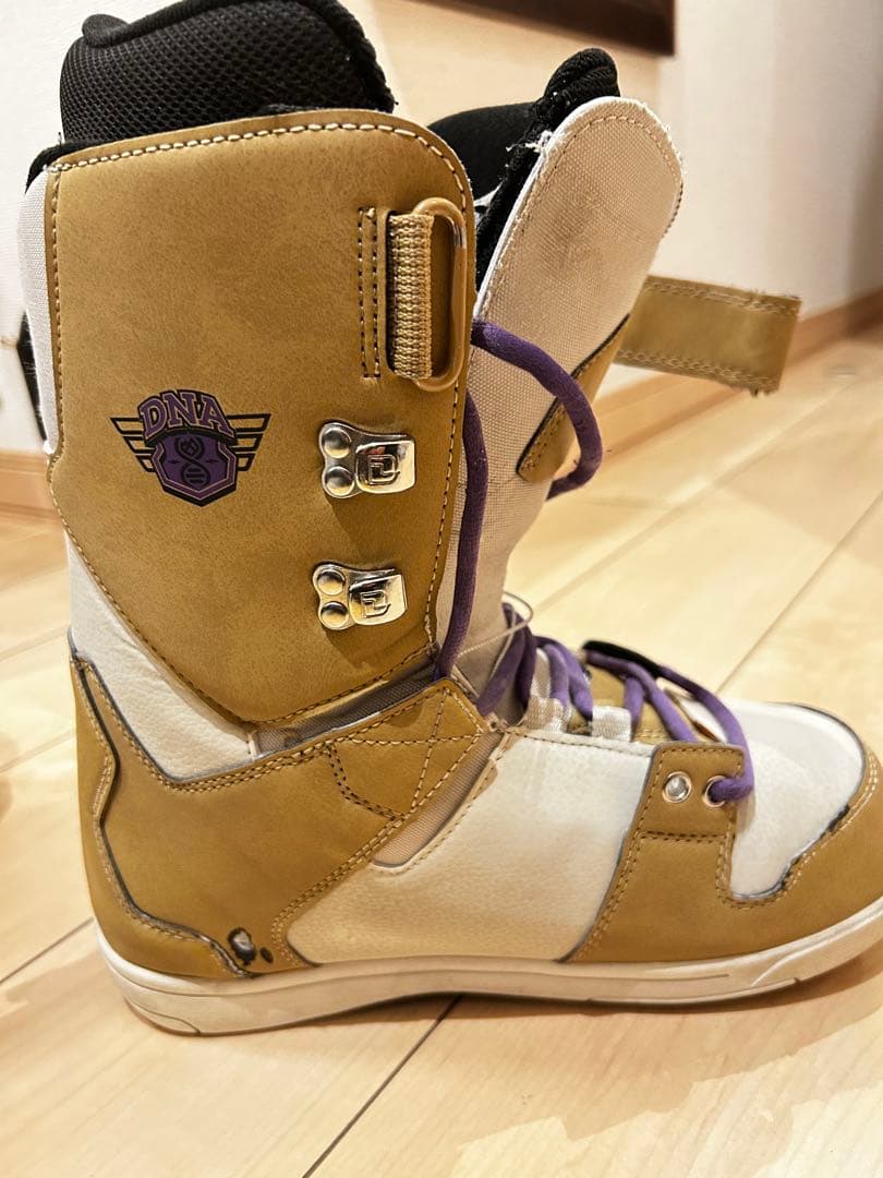 DEELUXE 　DNA D.N.A LARK スノーボードブーツ　25