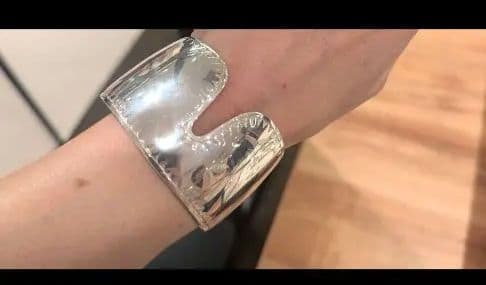 ノアーク　バングル