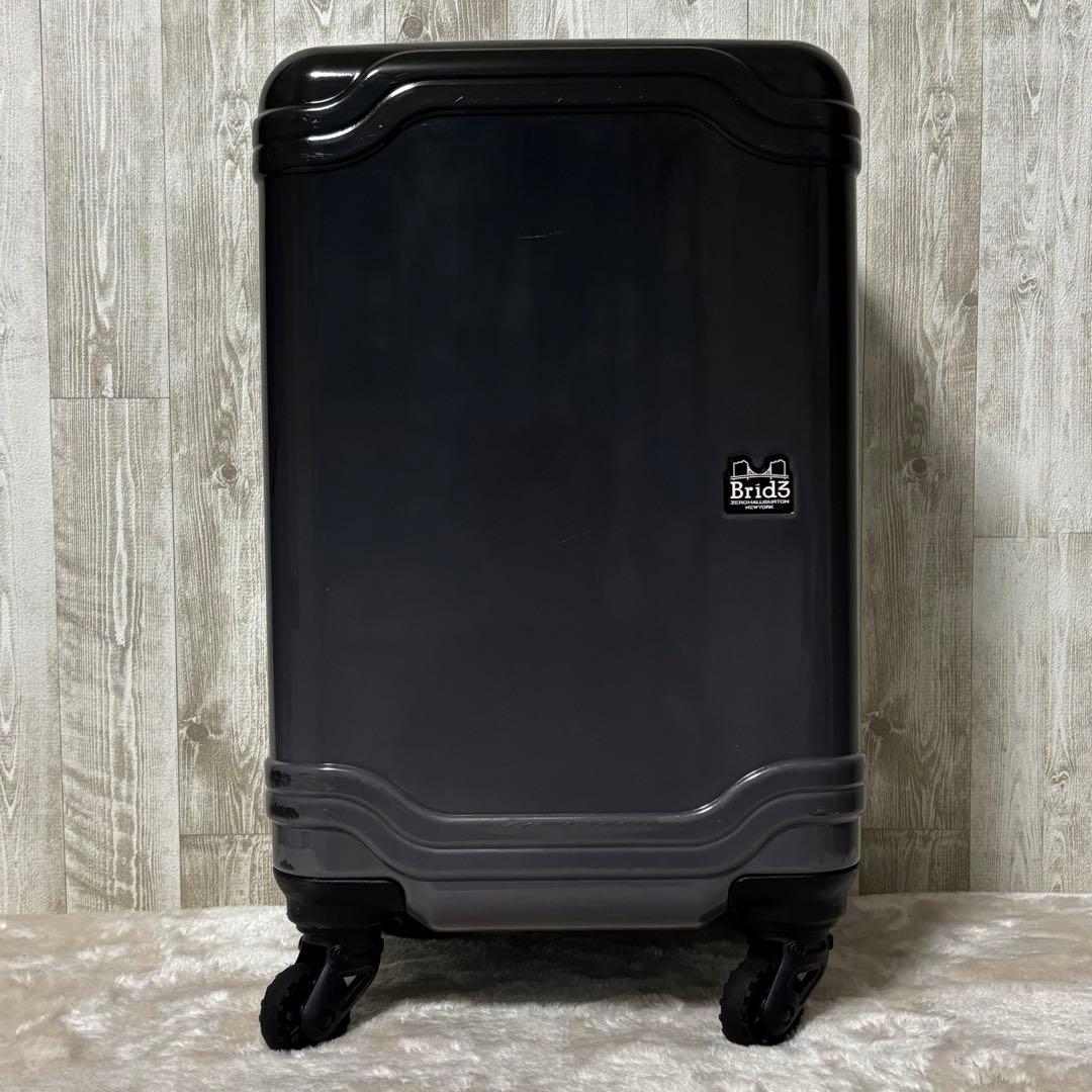 ゼロハリバートン キャリーケース　スーツケース　ビジネスバッグ TSAロック