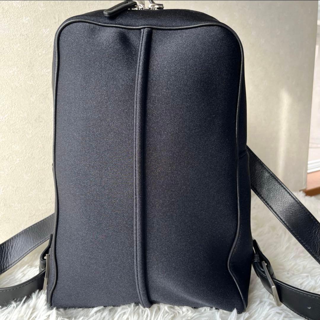 ✨超美品✨kawa-kawa カワカワ リュック wet ブラック A4収納可能