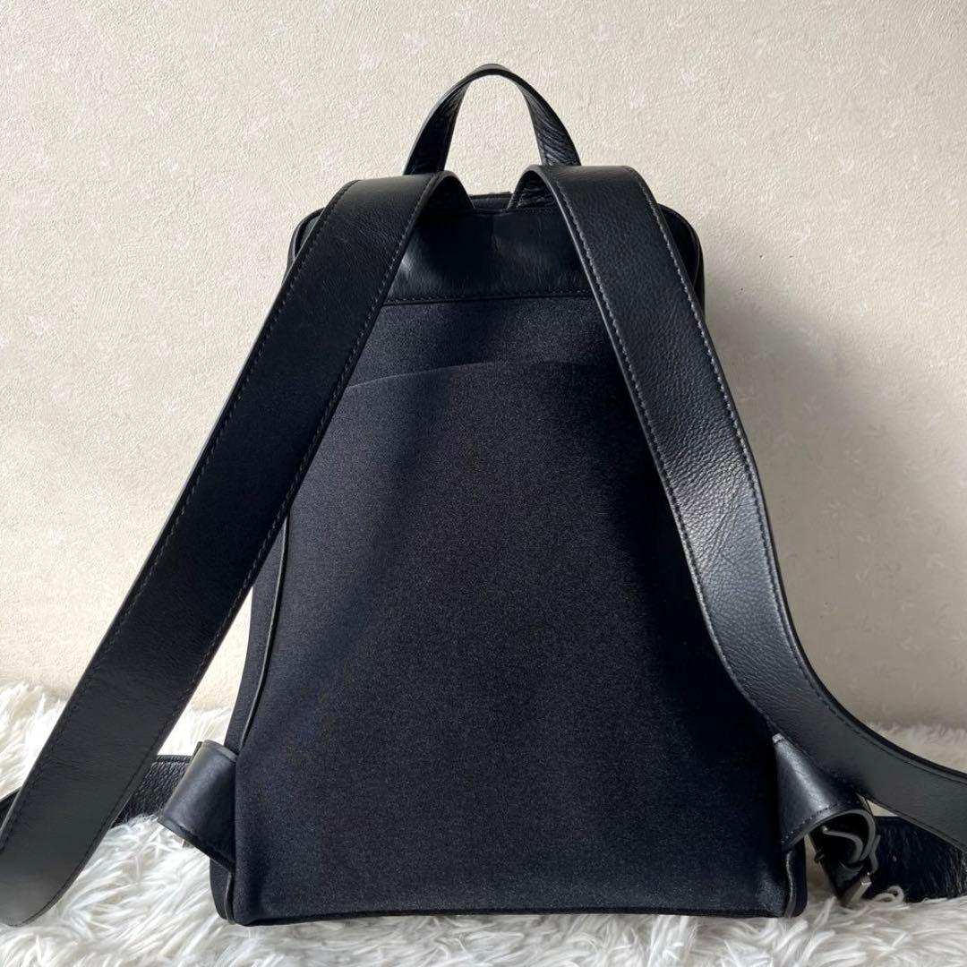 ✨超美品✨kawa-kawa カワカワ リュック wet ブラック A4収納可能