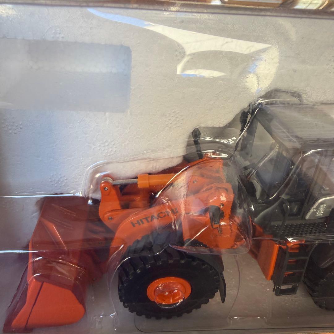 新品未開封 日立建機 1/50 HITACHI ZW310-6
