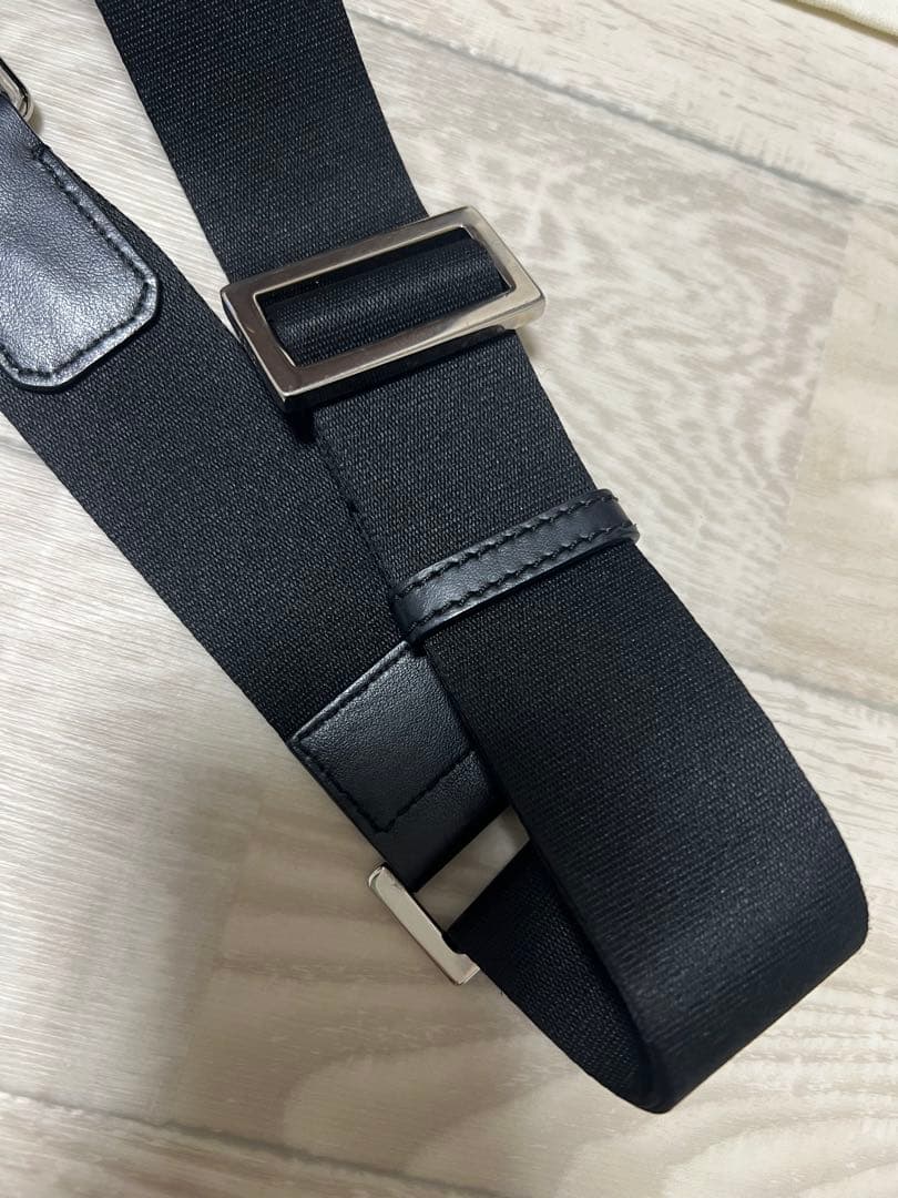 FENDIズッカ カモフラージュボディーバックワンショルダー♡ナイロンブラック