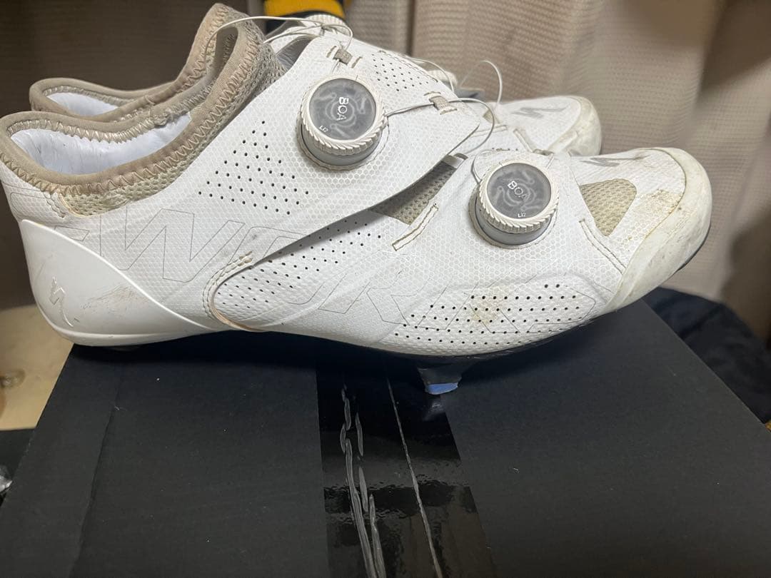 エスワークス　アーレス　41.5