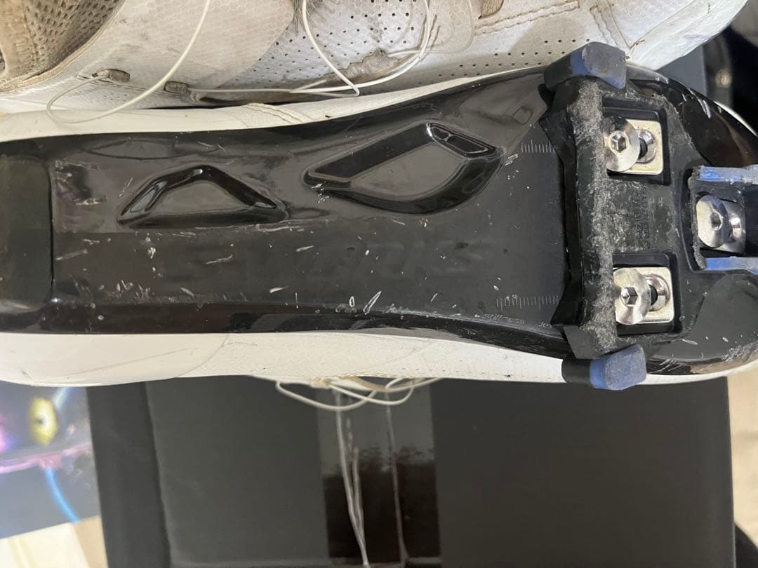 エスワークス　アーレス　41.5