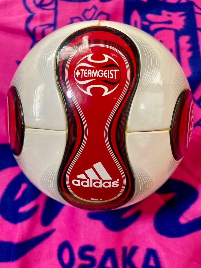 DISSIDENT コラボサッカーボール激レア！！