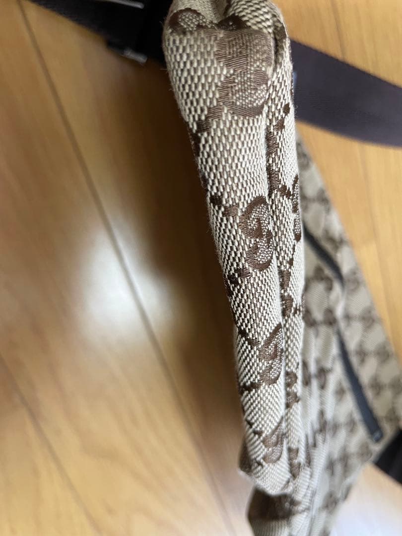 グッチ　GUCCI ボディバッグ　ウェストバッグ
