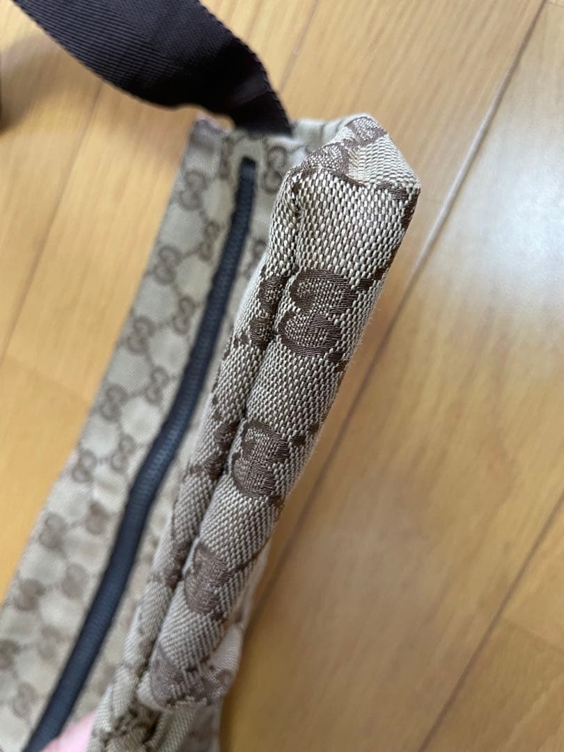 グッチ　GUCCI ボディバッグ　ウェストバッグ