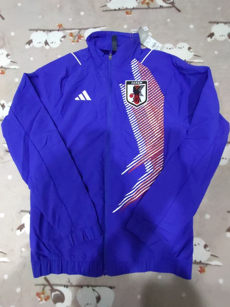 74】新品タグ付き！日本代表 ピステ ウィンドブレーカー