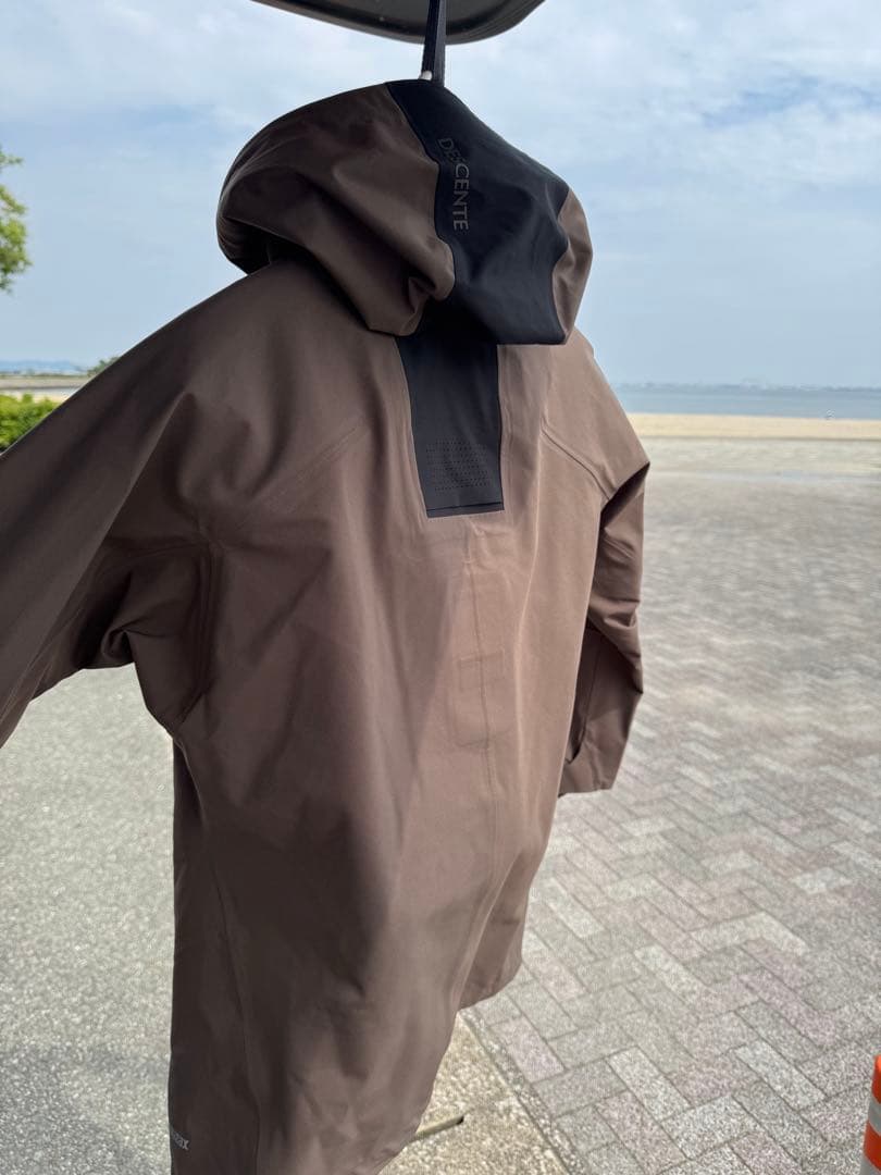 デサントスキーウェア中古　超美品　有名スキーヤー着用モデル