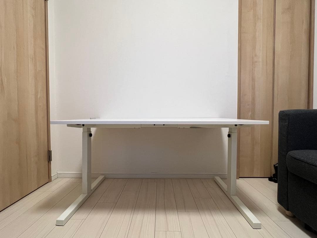 ahrend 高さ調節可能 ホワイト 120x80