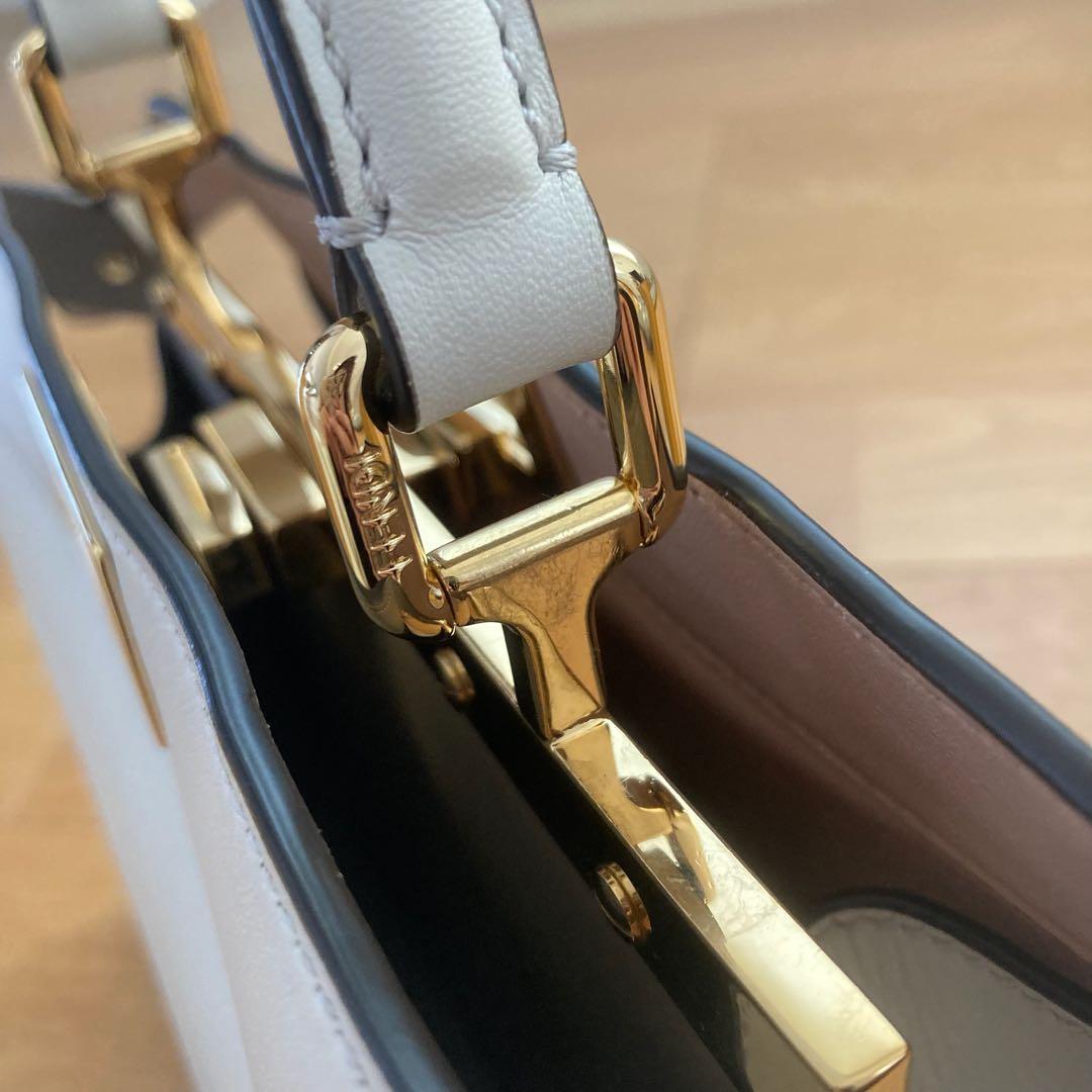 FENDI フェンディ ピーカブー アイシーユー スモール ミニ 白 ホワイト