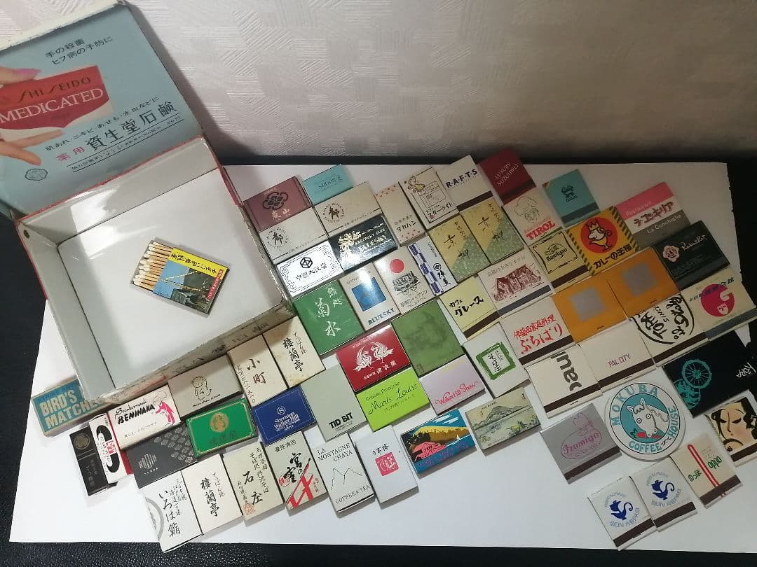 薬用資生堂石鹸アンティークブリキレトロ缶＆レトロマッチとブックマッチ！