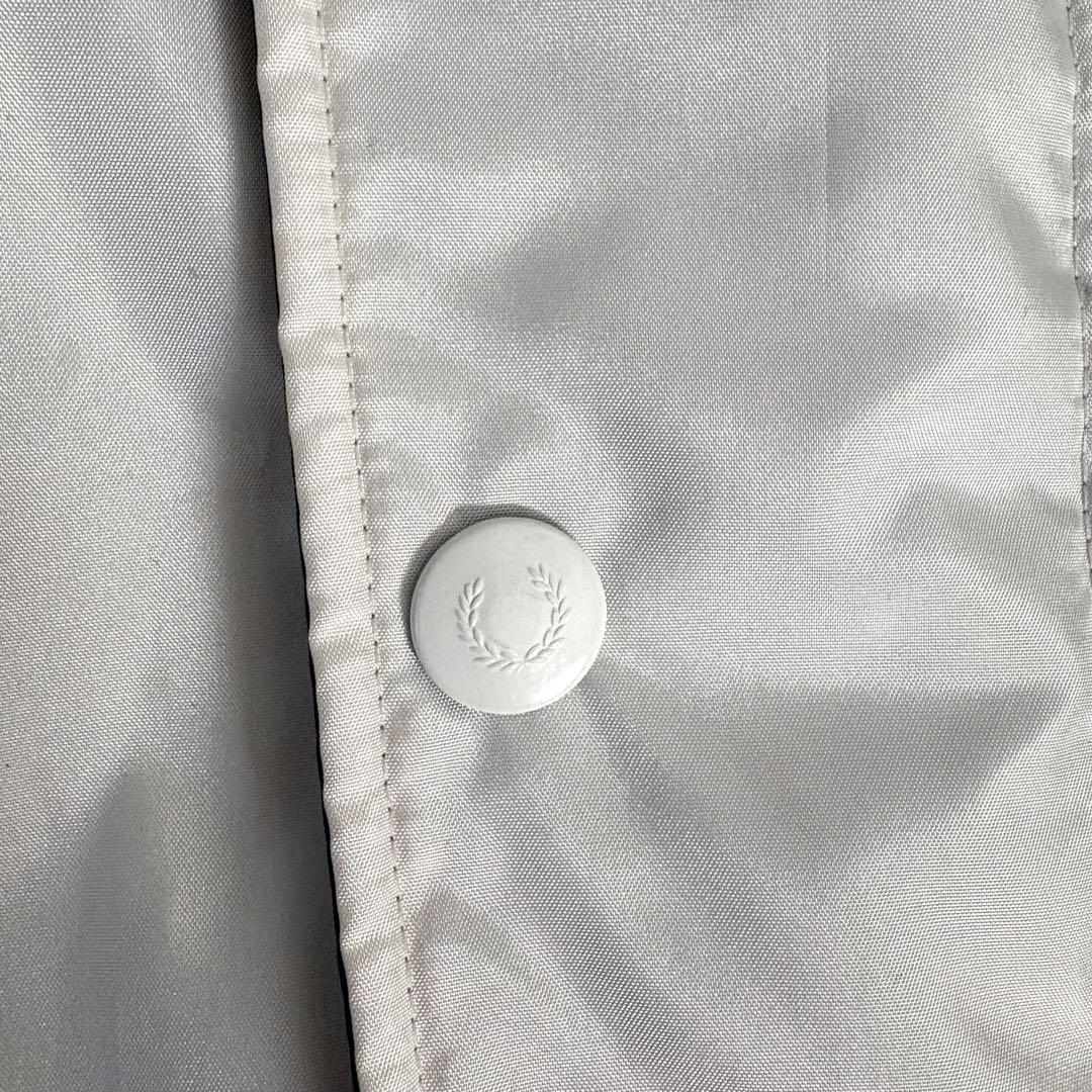希少＊美品☆FRED PERRY☆フレッドペリー　ロングコート　ベンチコート　白