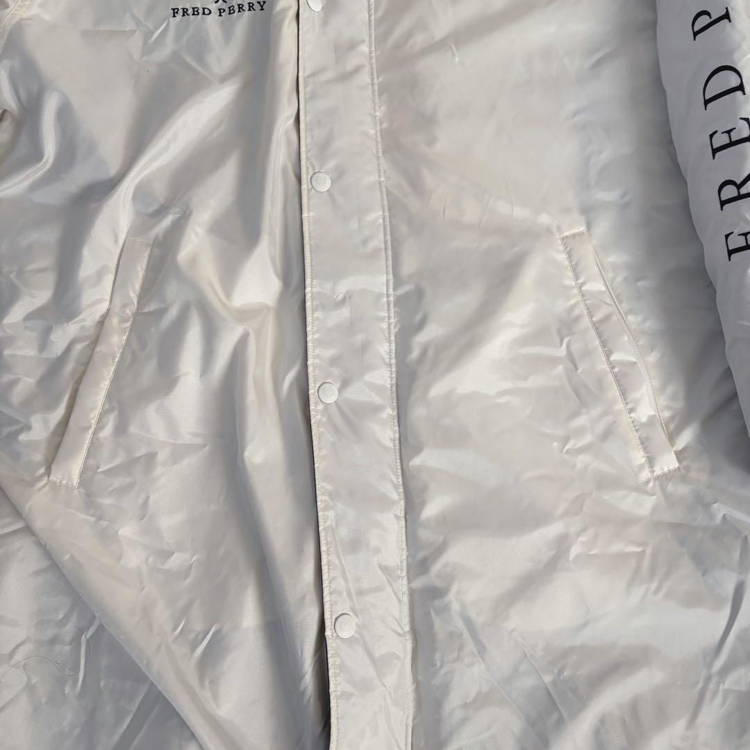 希少＊美品☆FRED PERRY☆フレッドペリー　ロングコート　ベンチコート　白
