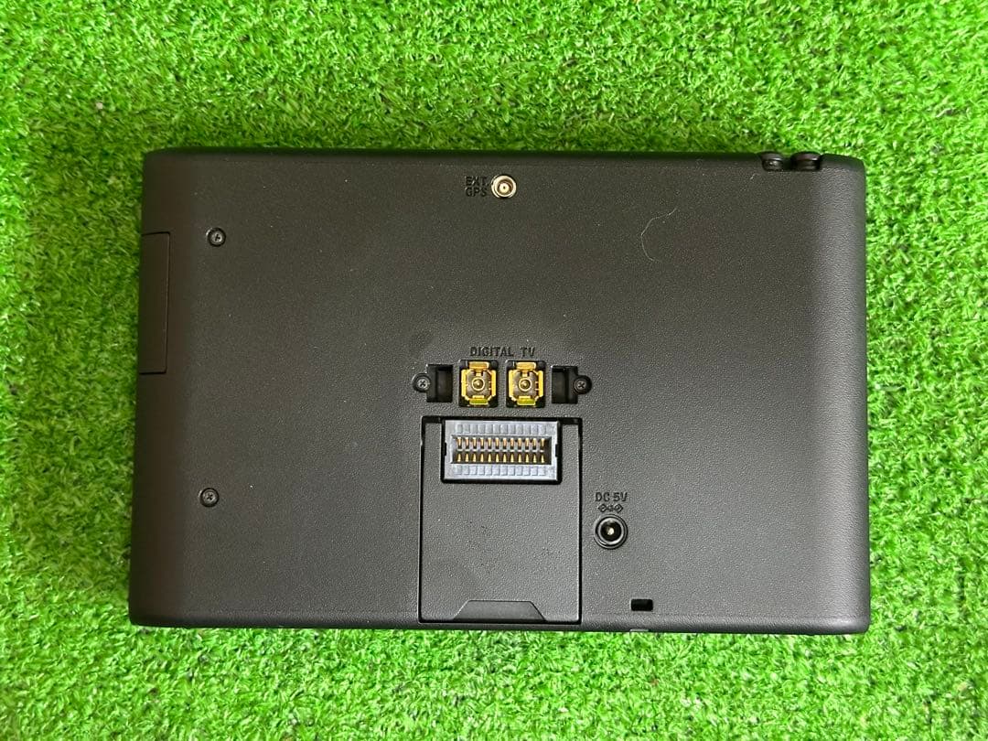 パナソニック CN-GP600FVDポータブルナビ. 地図データ2011 年製.