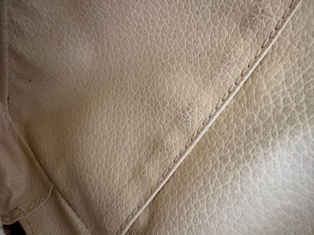 【外側極美品】ルイヴィトン モノグラム トゥルース・トワレット28 ポーチ