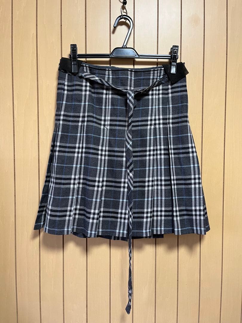 バーバリーブルーレーベル チェック柄プリーツスカート - メルカリ