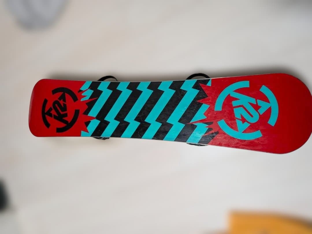 K2 Mini Turbo 120スノーボード、TECHNINEのビンディング