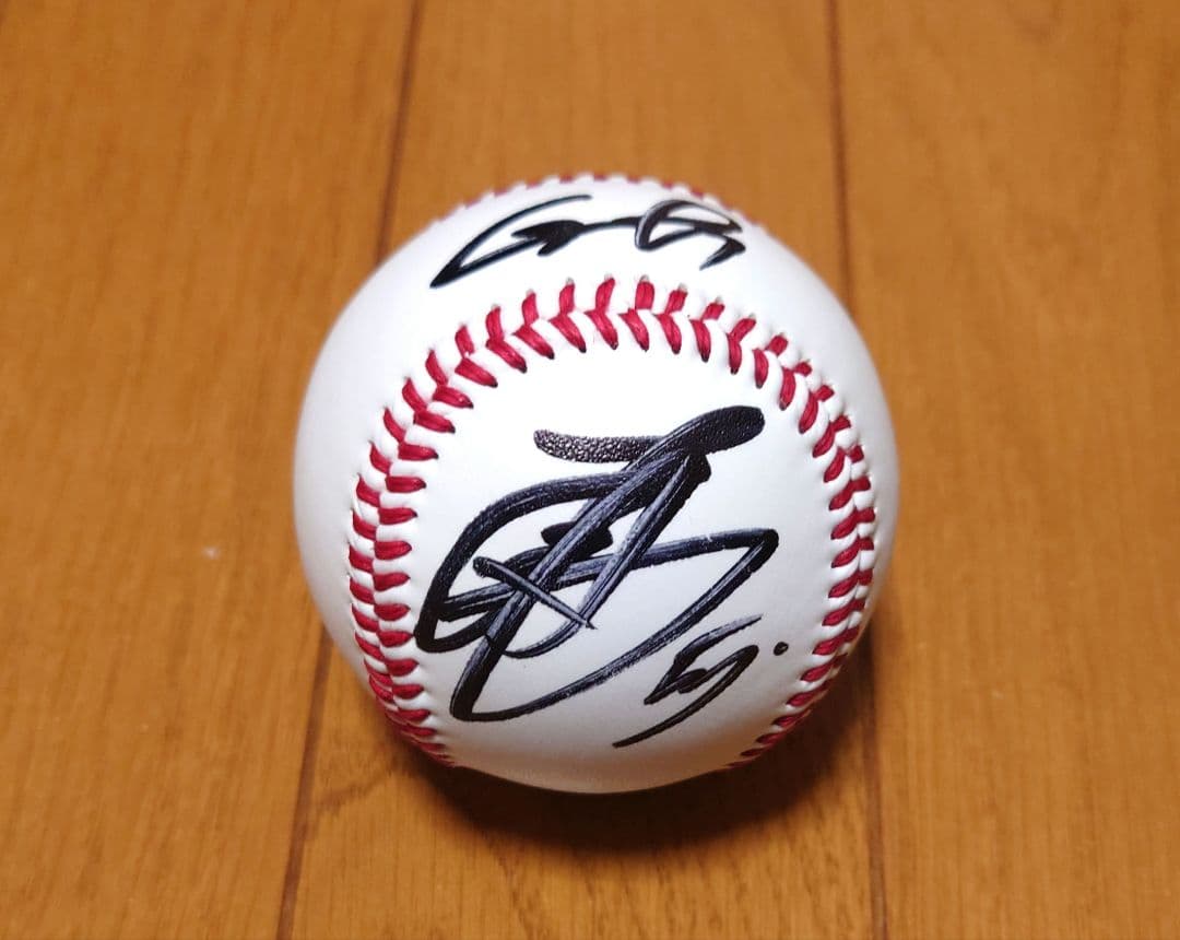 巨人 読売ジャイアンツ 大勢投手 背番号15 直筆 サインボール - メルカリ