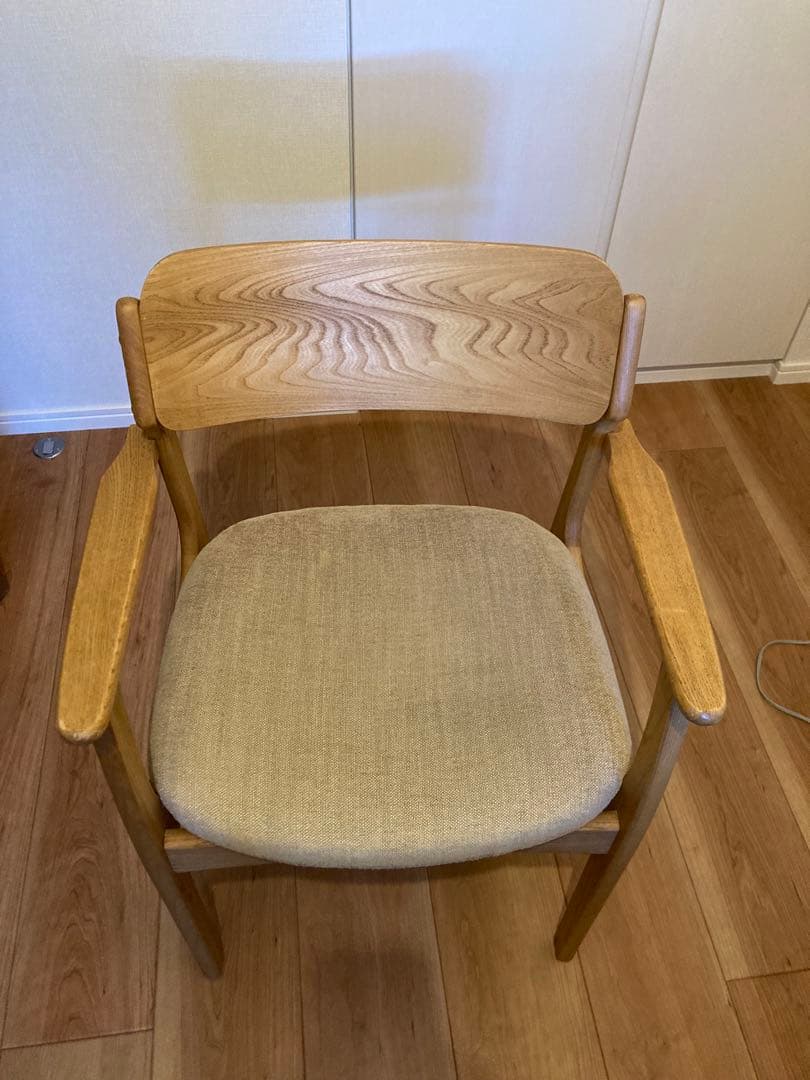 モモナチュラル　ダイニング　チェア　椅子