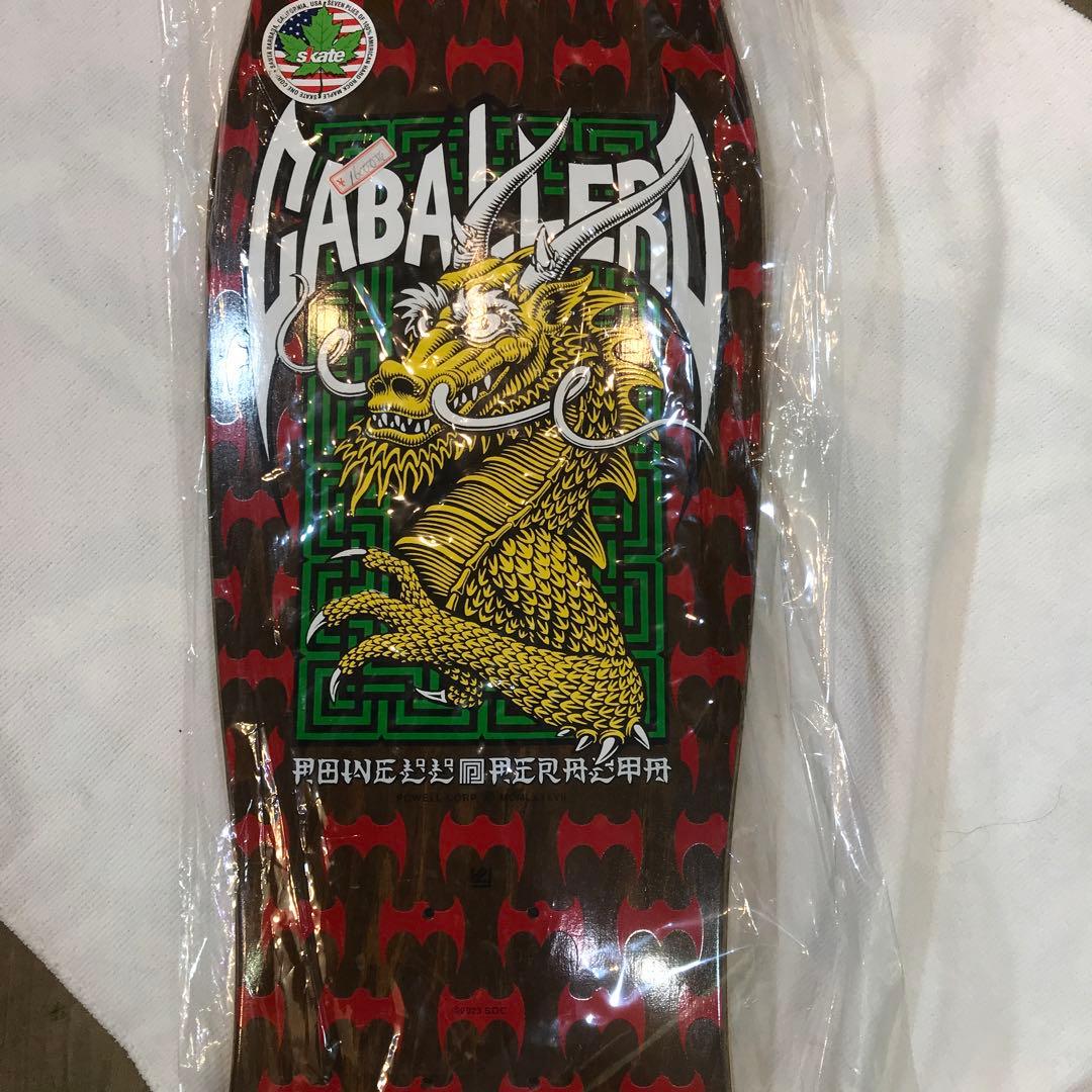 パウエルペラルタCABALLERO スケートボードデッキ ドラゴン柄
