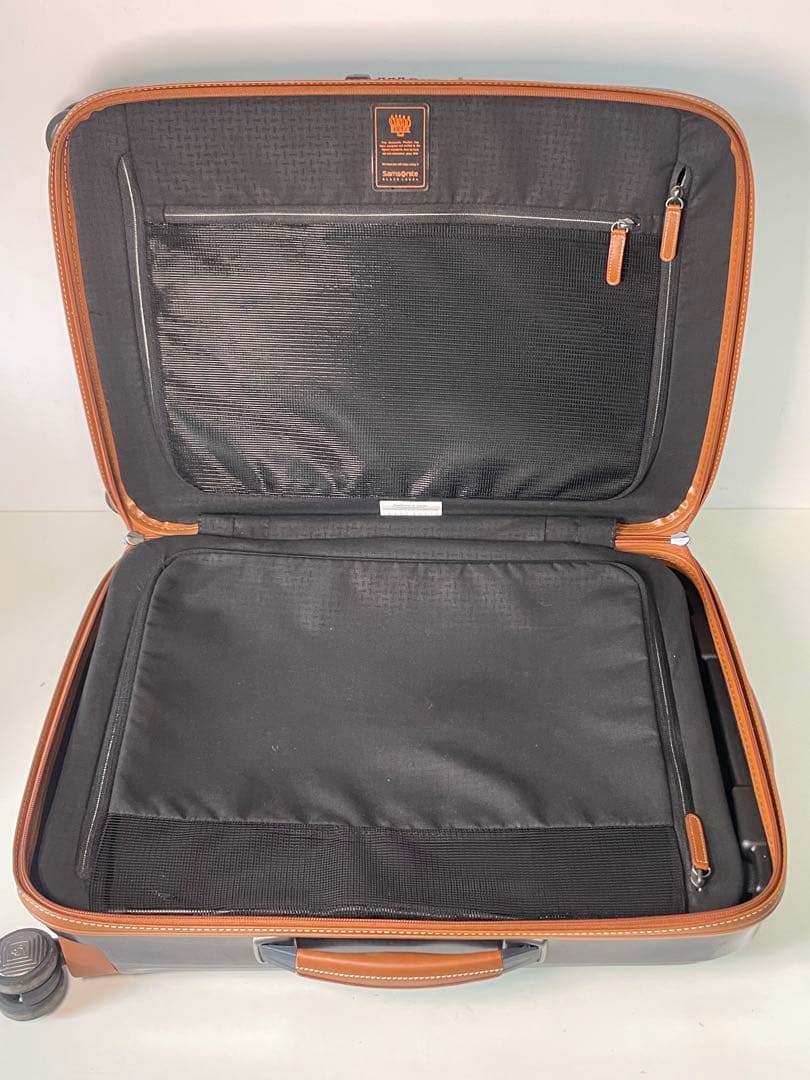 Samsonite コスモライト Spinner 55/20 ブラックレーベル