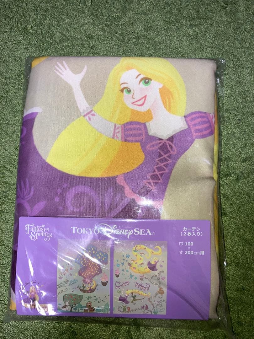 カーテン】ディズニー ファンタジースプリングス ラプンツェル - メルカリ