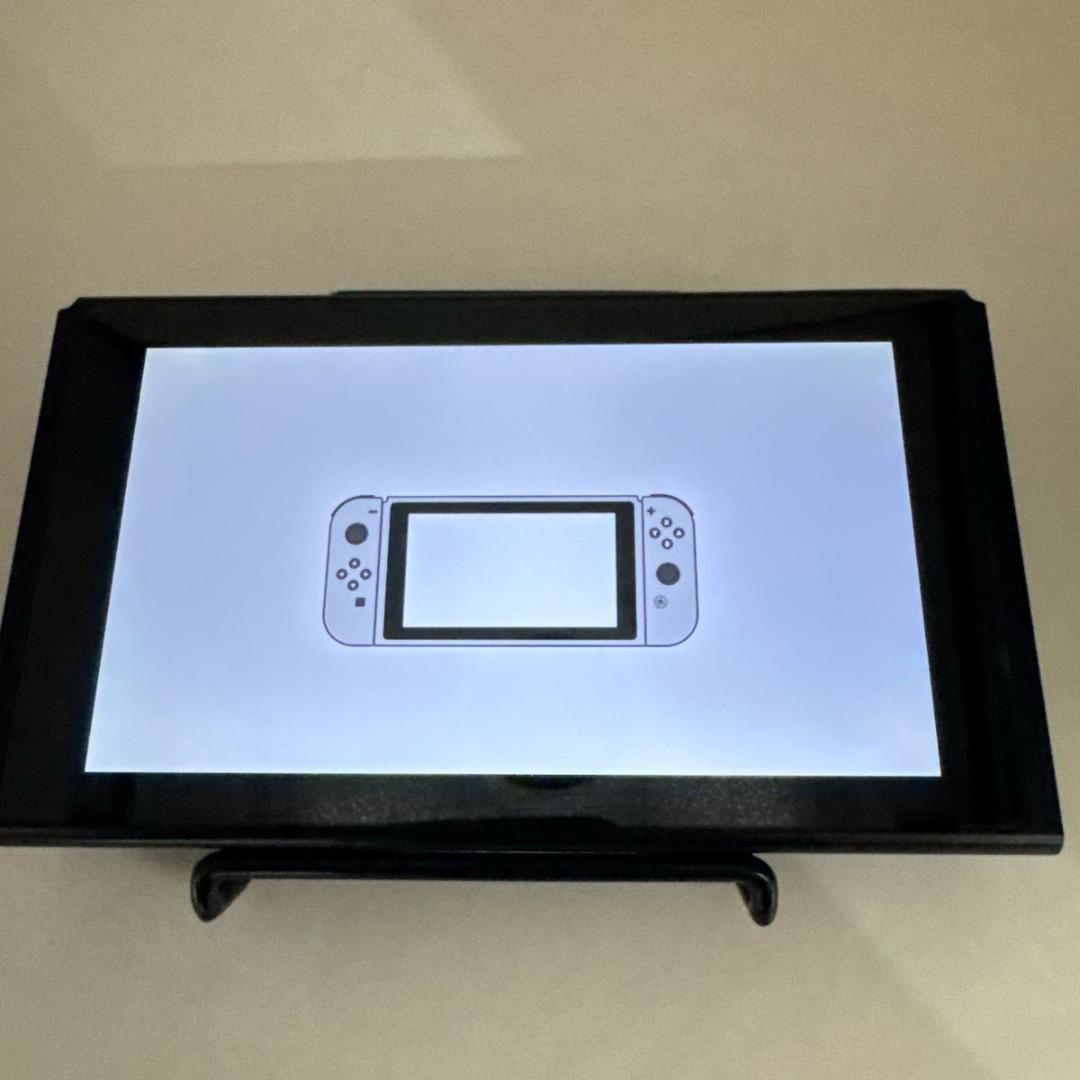 Nintendo Switch　本体　旧型　任天堂　2017年製