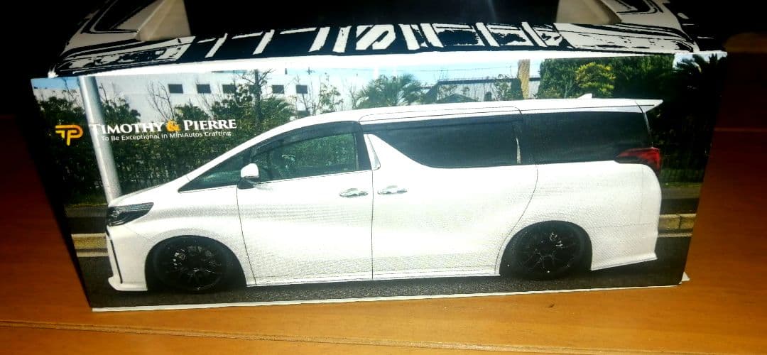 Timothy & Pierre 1/64 LBWK アルファード ホワイト