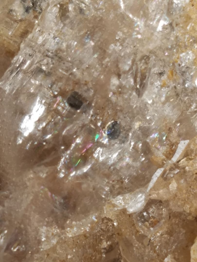 ネパール　ガネーシュヒマール産ライトスモーキー