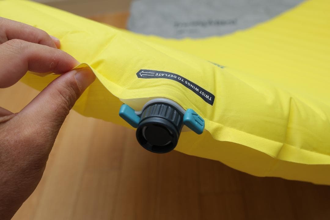 サーマレスト　ネオエアーXライト　スモール(S)